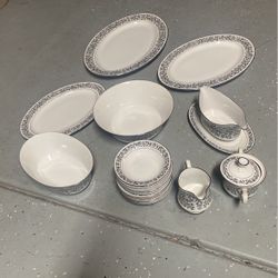 80 Piece Sango China Set
