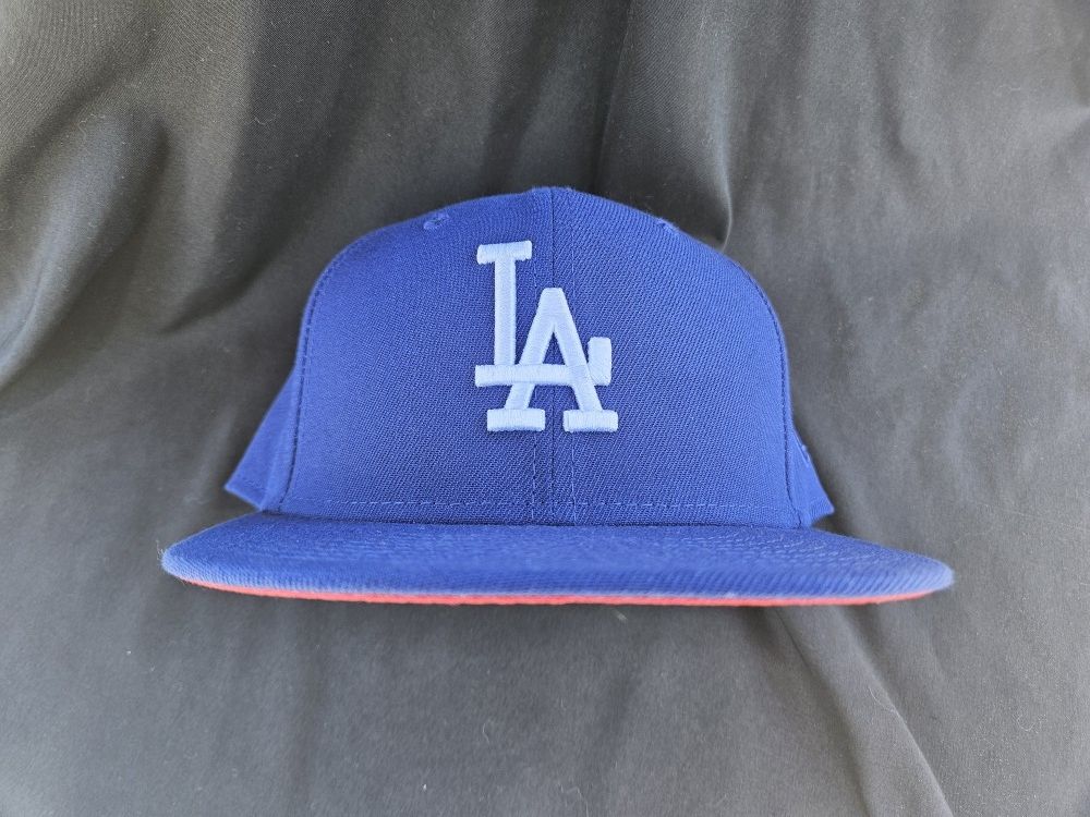 Los Angeles Dodgers Red Undervisor 7 1/4 Hat New