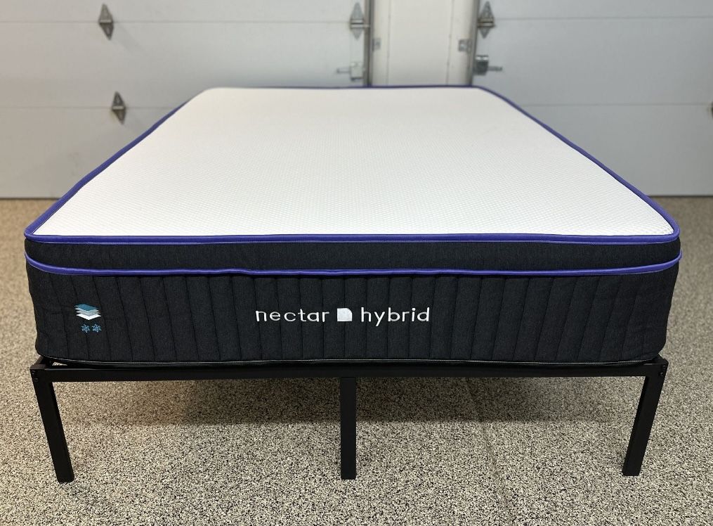 Nectar Premier Hybrid Queen Mattress for Sale in Bakersfield, CA OfferUp