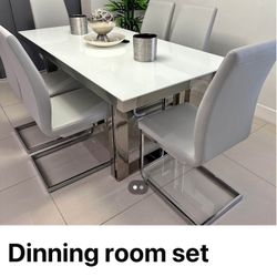 Dinning Room Set