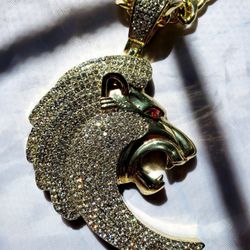 Big Iced out Lion Head