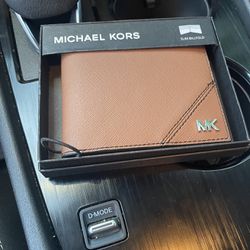 Michael Kors Billfold Men Wallet New In Box 