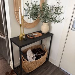 Entryway table