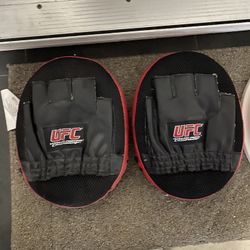 Boxing Gloves 