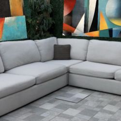 Free delivery 🚚 Extra Large Light Gray Sectional Couch