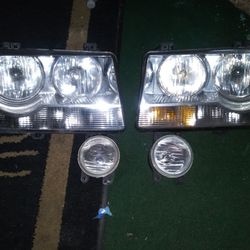 2005-2010 Chrysler 300 Headlights + Foglights