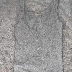 Brandy Melville Top/NWT