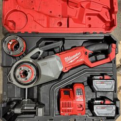Milwaukee M18 Fuel Cordless Brushless Pipe Threader Kit w/(2) 12.0Ah Batteries, 2 in & 1 in Alloy NPT Aluminum Die Head 