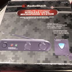 Radio Shack Wireless Microphone System 