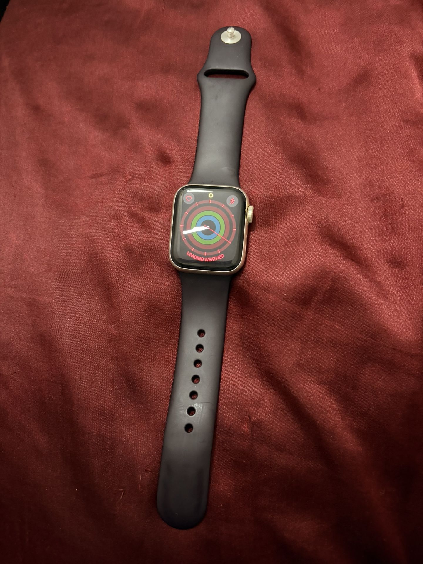 Apple Watch SE (2nd Gen) – 40mm – Aluminum Case – GPS Only