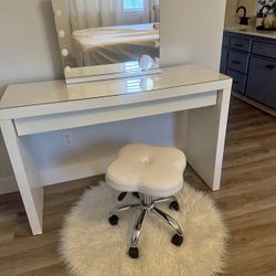 Makeup vanity 