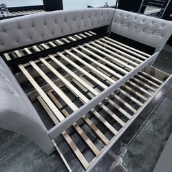 Day Bed w/ Slats + Trundle