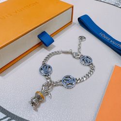 Suitable for daily wear