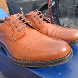 Dress Shoes/Zapatos de Vestir 