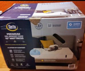 SERTA GEL MEMORY FOAM MATTRESS / QUEEN