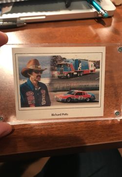 Richard Petty Sportstar Photo Graphics Racing Card in Case excellent condition