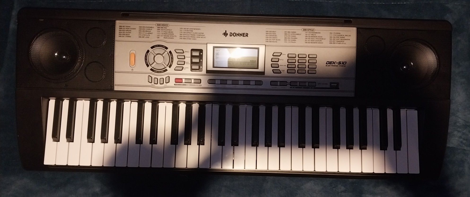 Donner Electric Keyboard
