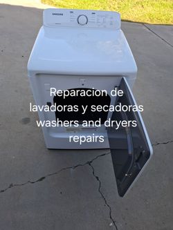 Washers and dryers.  Lavadoras y secadoras