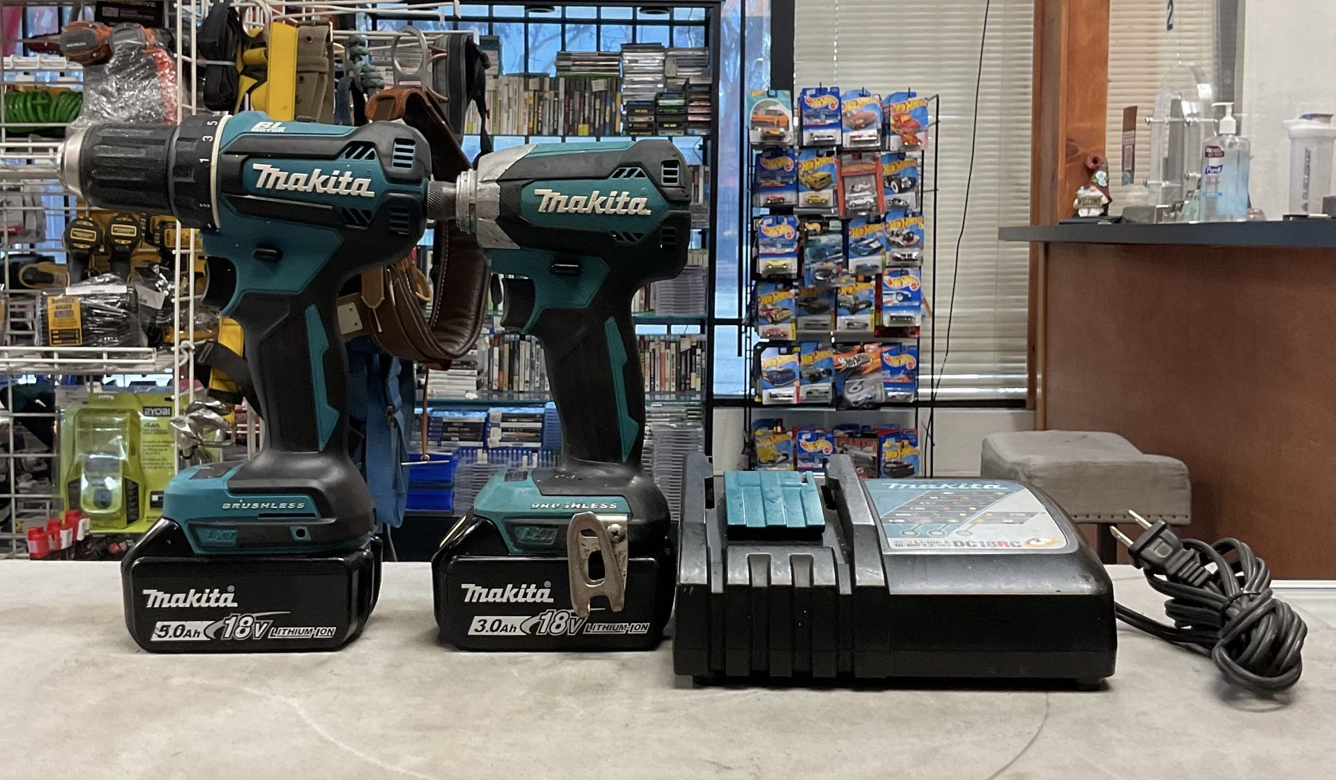 Makita 18V Brushless Drill Set Complete