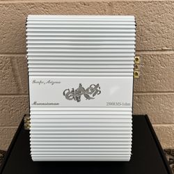 Mrmusicman CHAOS 2500rms Class D Amplifier - $200
