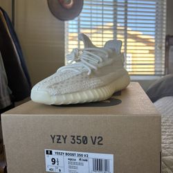 Adidas Yeezy “bone” 