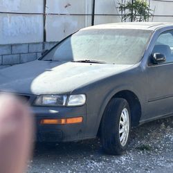1995 Nissan Maxima