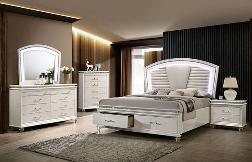 Brand New Pearl White Queen 4pc Bedroom Set(Available In California & Eastern King Size)