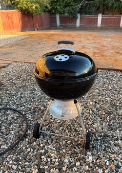Weber Kettle Grill 22in