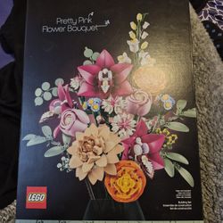 LEGO Pretty Pink Botanicals