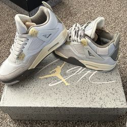 Size 5.5 Jordan 4 SE Craft Photon