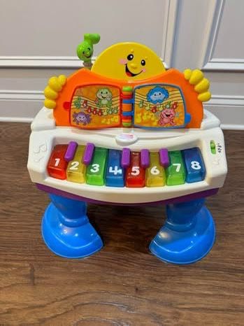 Fisher-Price Interactive Grand Piano