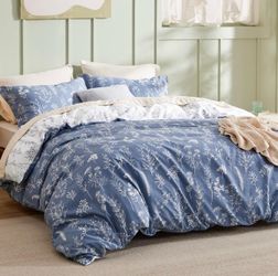 King Size Bed Set - Frame, Mattress, Pillows, Sheets