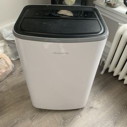 Frigidaire Stand Up Ac 