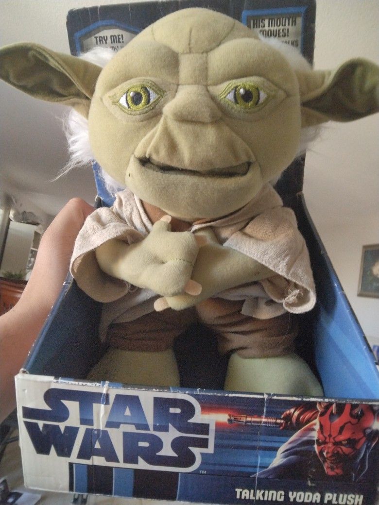 Talking Yoda Stuffed Plush Toy