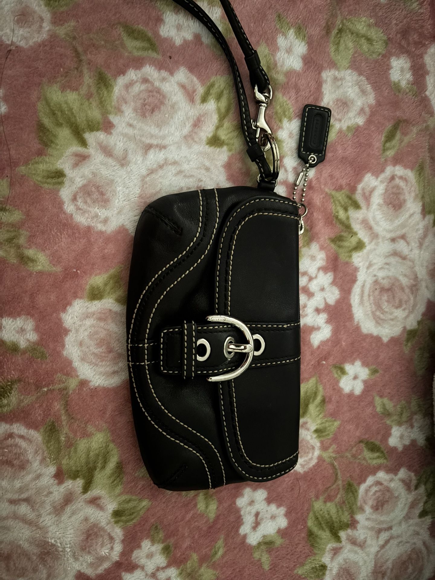 Wristlet Coach