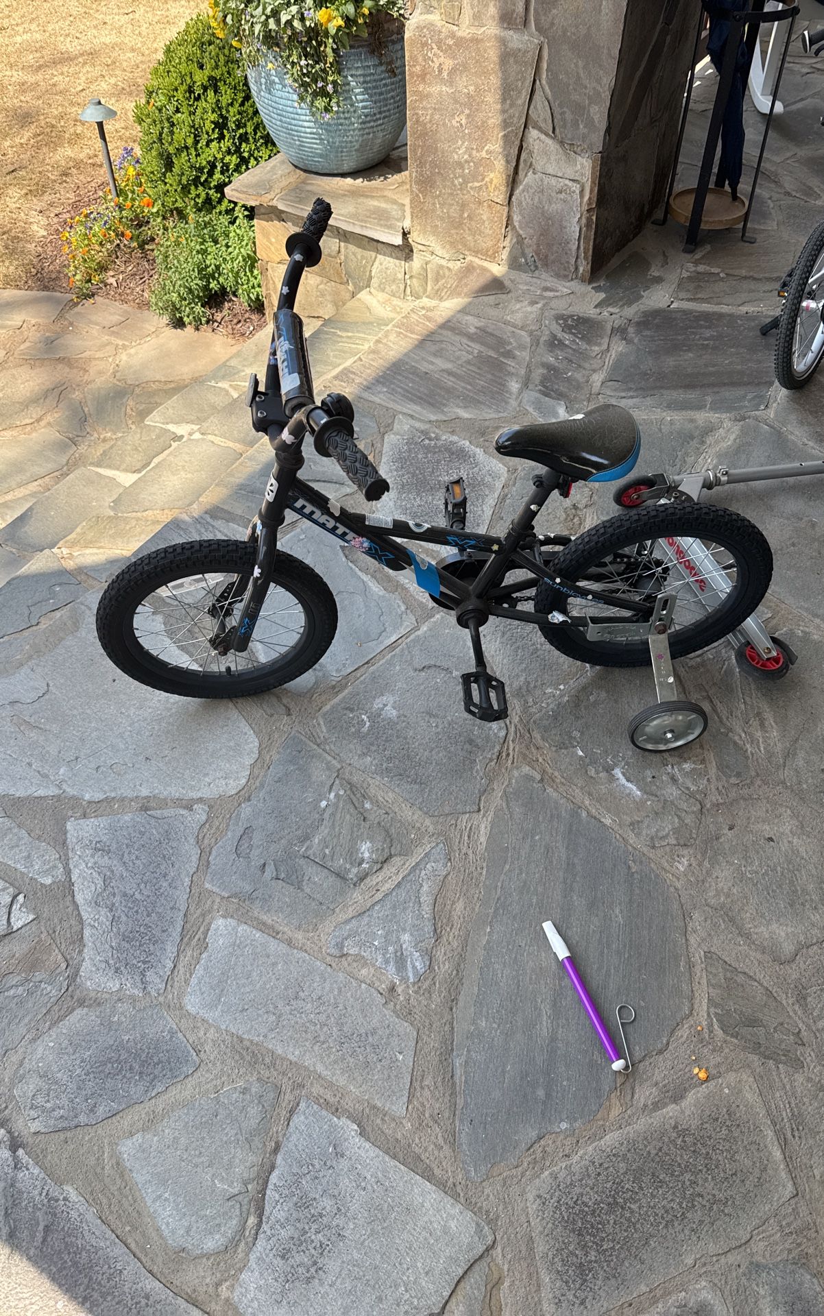 Bike With Training Wheels