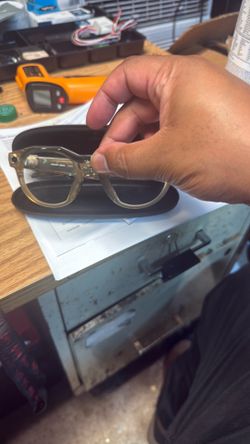 Meta shades Oakley, transition lenses