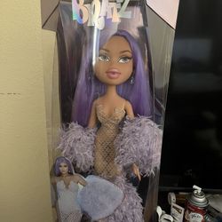 Bratz Kylie  2 ft Doll