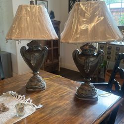 2 Lamps 