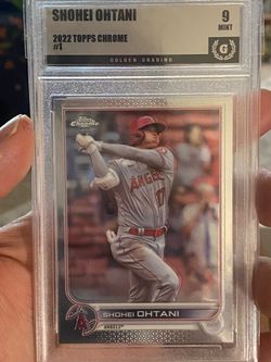 2022 Topps Chrome Shohei Ohtani ~ Mint 9