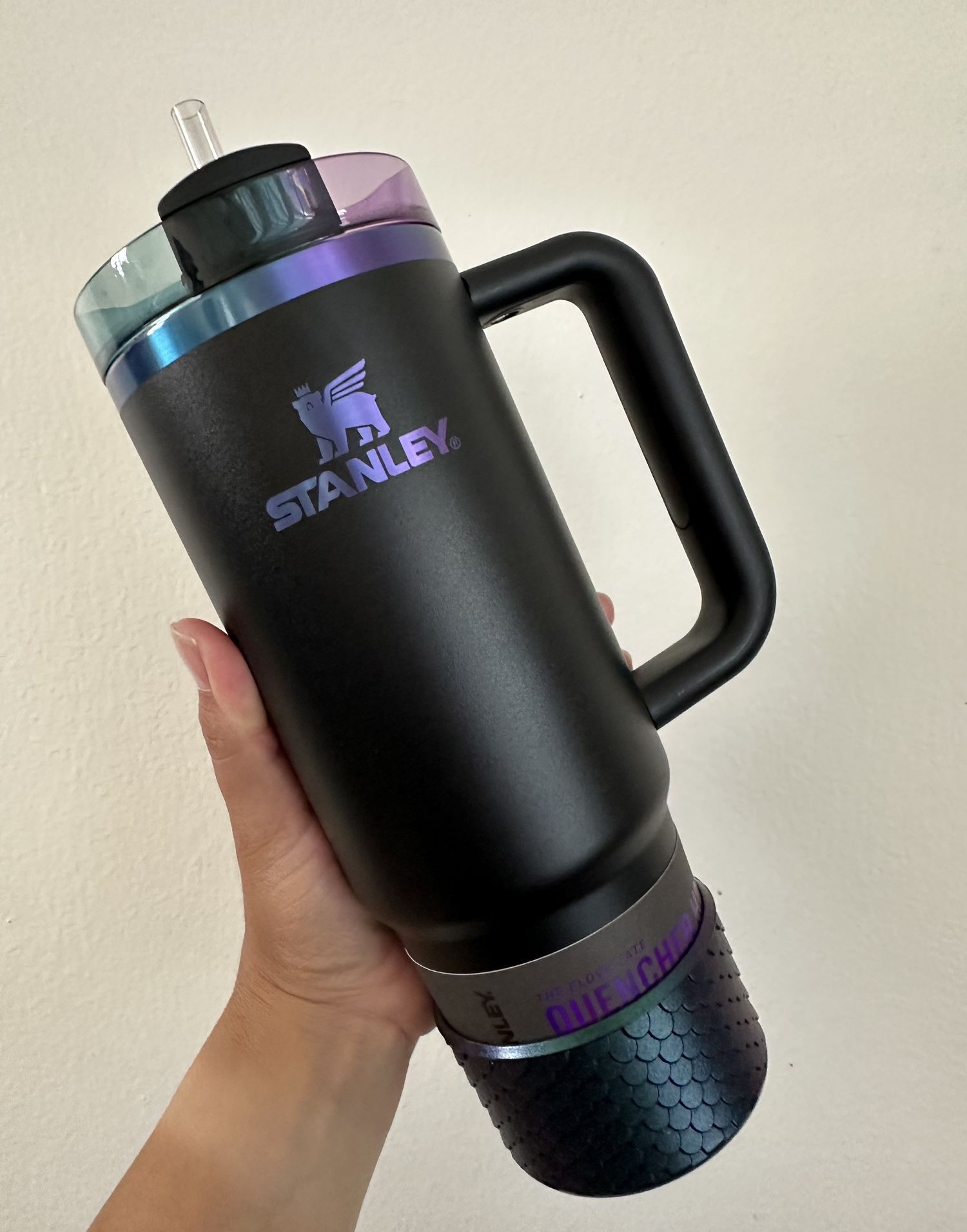 STANLEY QUENCHER 30 oz - NWT - LIMITED EDITION - BLACK CHROMA COLOR