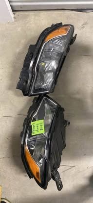 2018 JEEP COMPASS PAIR OF HEADLIGHTS