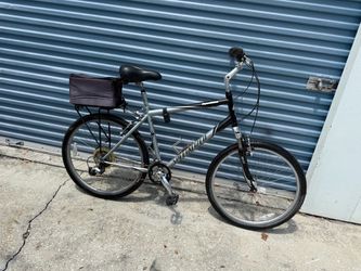 Specialized  Comfort/Cruiser bike.