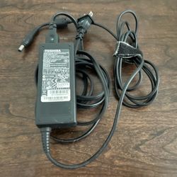 Toshiba Laptop Charger 65W 19V PA3714U-1ACA – Genuine OEM