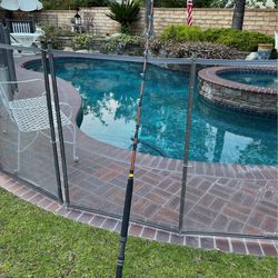 Sturdy CALSTAR 665H fishing rod. This Is 6'6" rod!! one is rated for 30-80 lb line