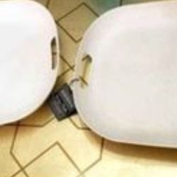 New Vanity Trays 14in x 19in very nice in perfect condition 
Asking $5 Each
Porch pick up on 101st & Frankford 
Venmo Cashapp & Cash 