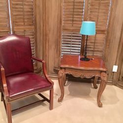 Accent Chair. Elegant Hancock & Moore Fully Leather & 8 Way Hand Tie Chair..  Sell On Ebay For 3 Times More. In Excellent Condition . 