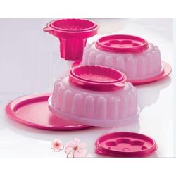 600ml small jello mold 10$ 2 available