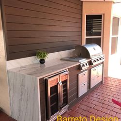 Outdoor Kitchens 