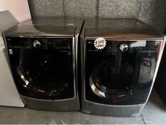 LG Washer And Gas Dryer Set